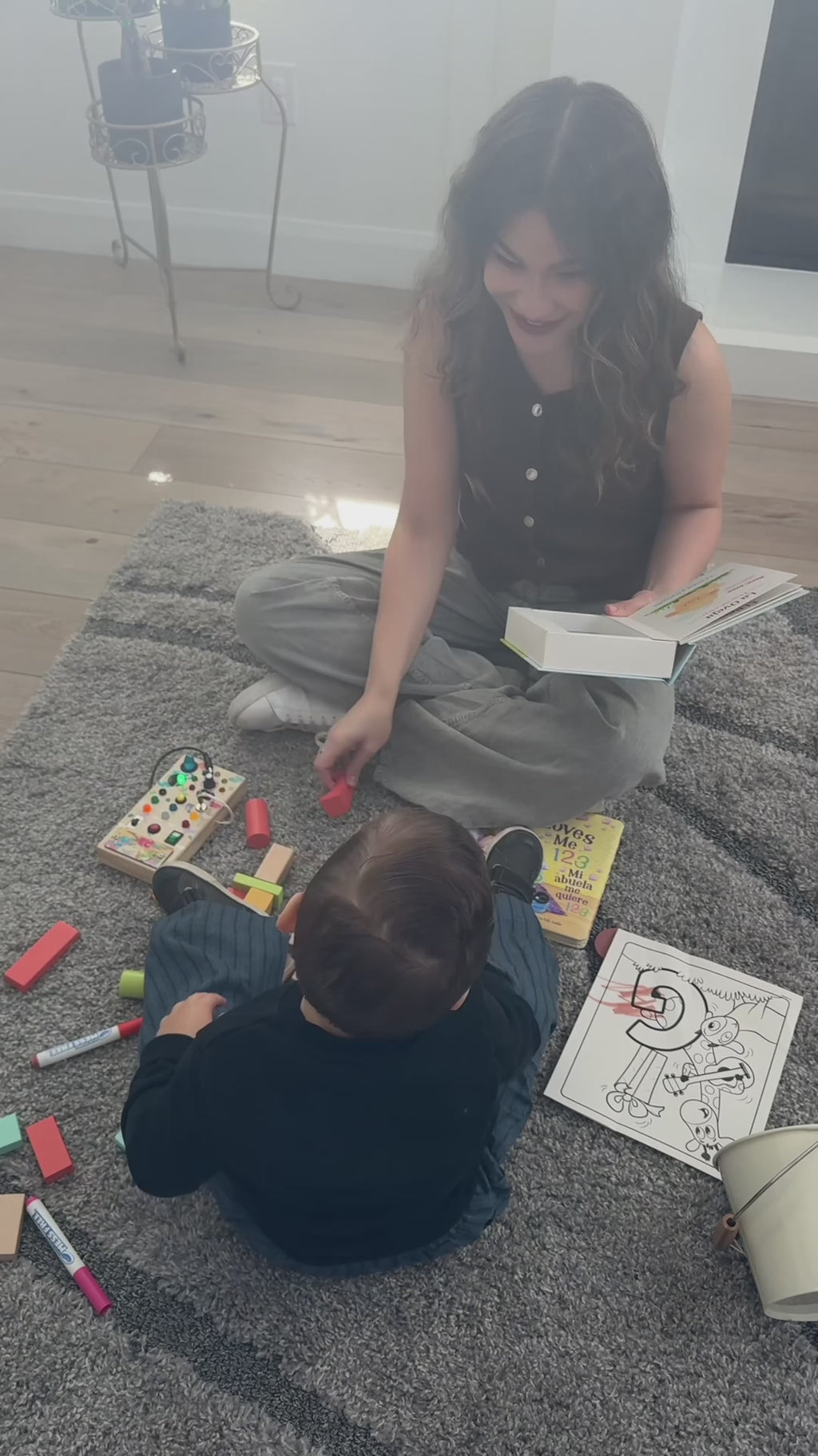 Phoney - Keeps Your Phone Out Of Sight But Within Reach